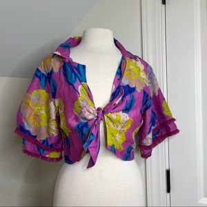 A Peace Treaty Linen Tie Cropped Beach Tropical Blouse